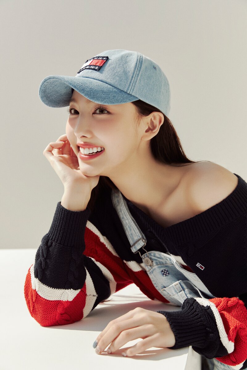 TWICE Nayeon for Tommy Jeans 23 SS Campaign documents 4