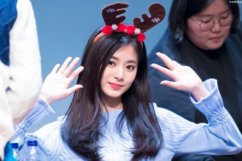 Tzuyu1866.jpg