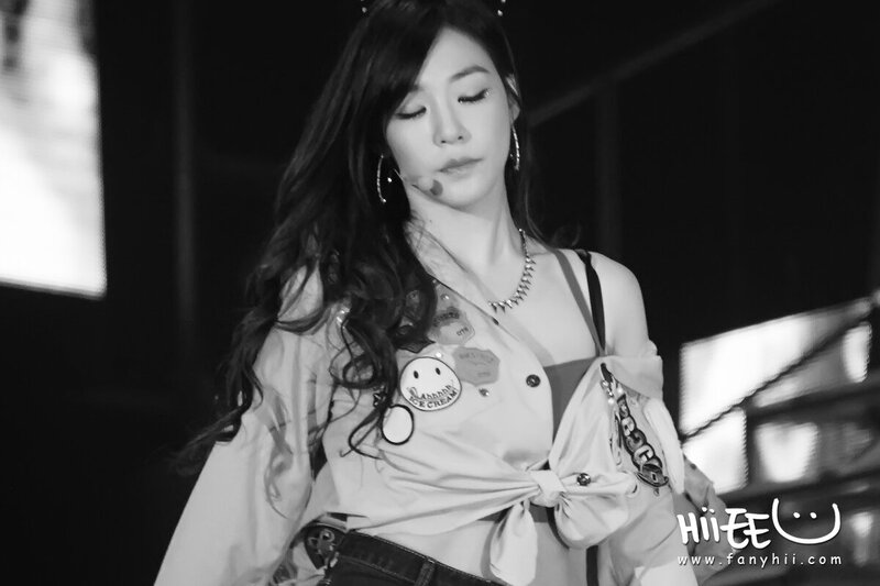 130628 Girls' Generation Tiffany at Korea-China Friendship Concert documents 22