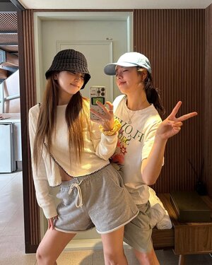 240619 BOMI instagram update with CHORONG