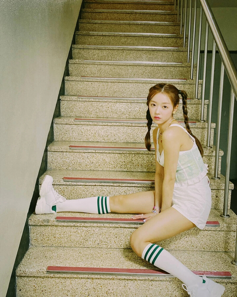 210514 OH MY GIRL YooA Instagram Update documents 9