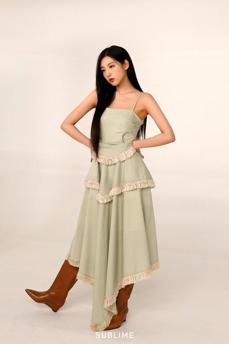 220331 Sublime Naver Post - Yein - Maps Magazine Photoshoot Behind documents 12