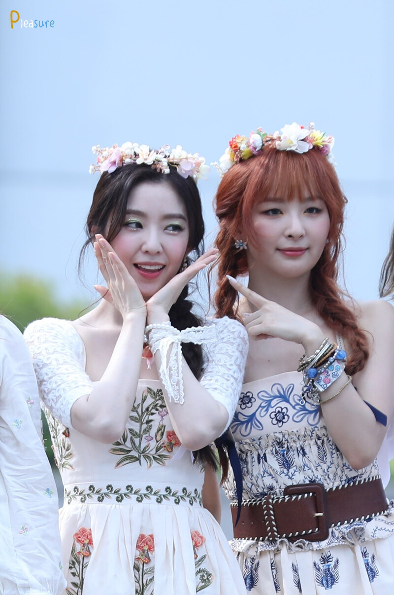 240628 Red Velvet Irene & Seulgi - Music Bank Mini Fanmeet documents 4