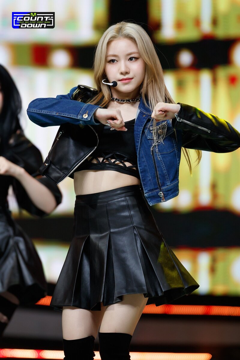 220303 Rocket Punch - 'CHIQUITA' at M Countdown documents 21