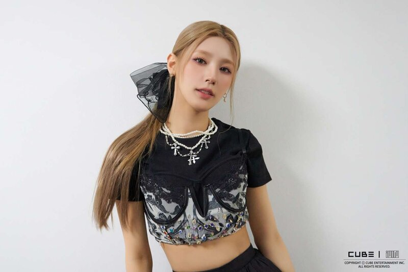 220510 U Cube - (G)I-DLE Miyeon 'Drive' Week 1 Promotion documents 9
