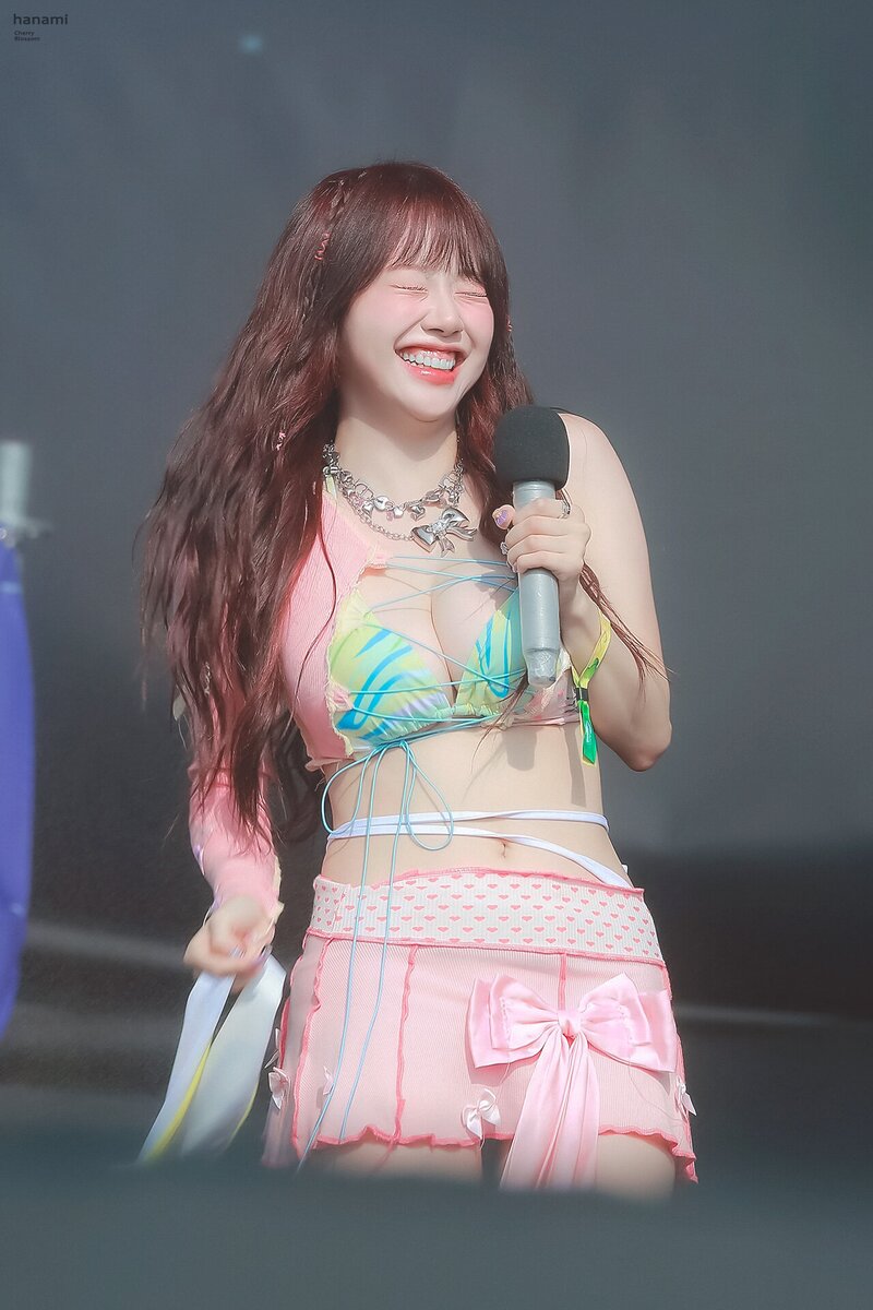 240705 cignature Jeewon - Waterbomb Festival in Seoul Day 1 documents 2