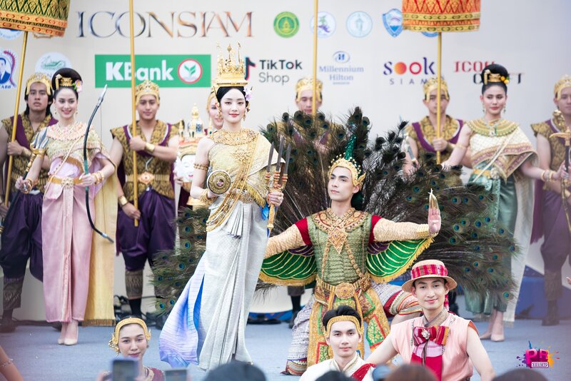 240414 (G)I-DLE Minnie - Songkran Celebration in Thailand documents 15