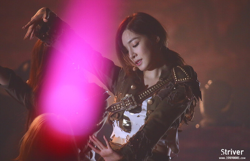 160130 Girls' Generation Tiffany at 'Phantasia' Concert in Bangkok Day 1 documents 7