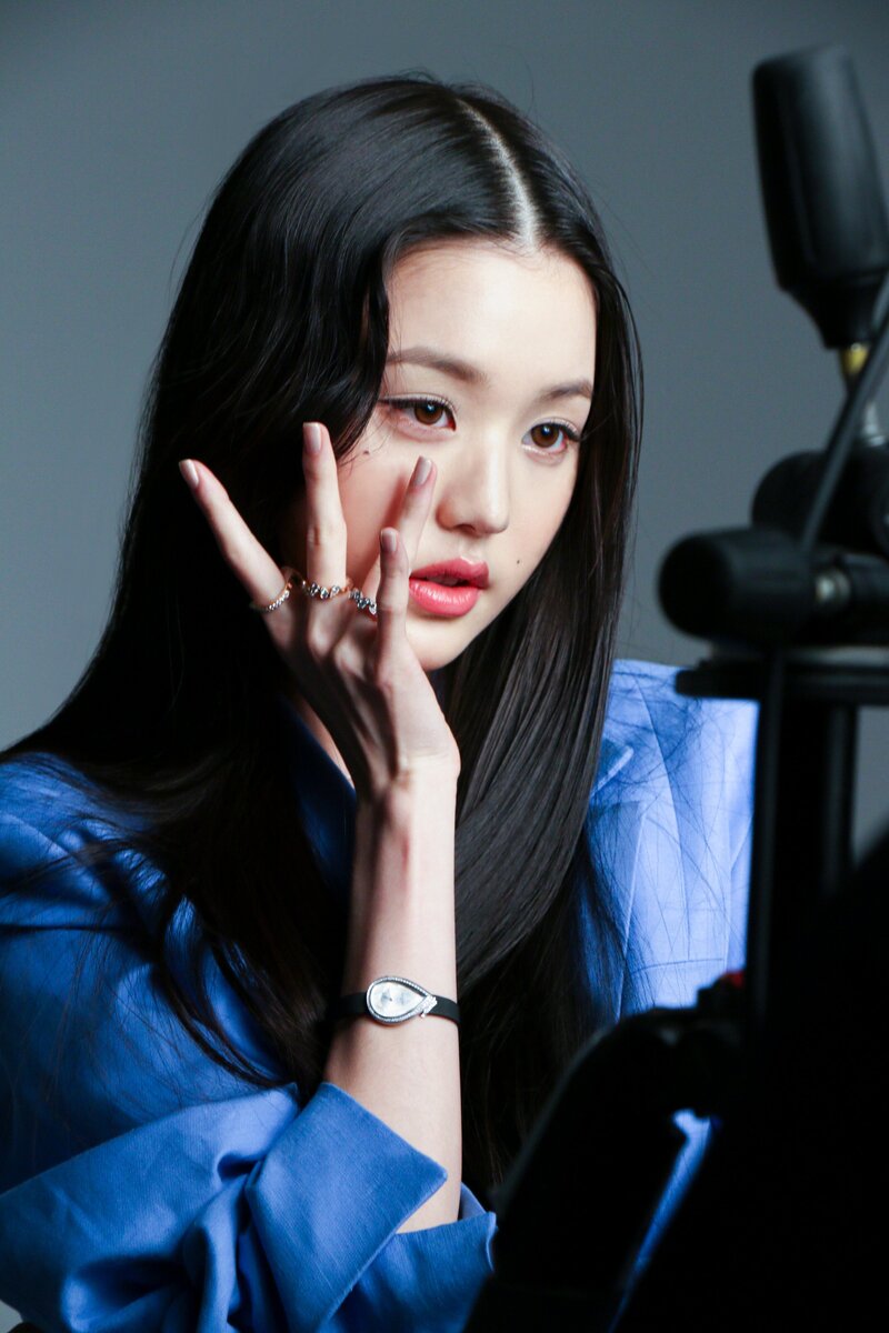 210603 Starship Naver Post - Wonyoung x Chaumet Josephine Behind The Scene documents 3