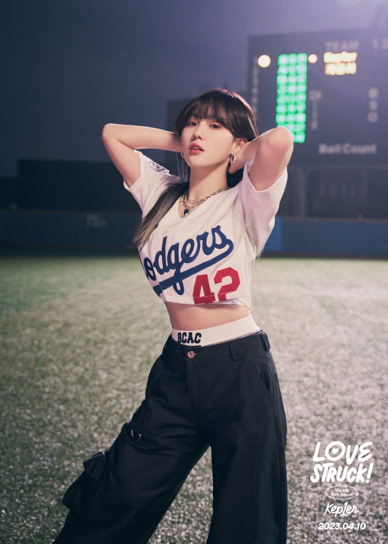 Kep1er 4th Mini Album 'LOVESTRUCK!' Concept Teasers documents 10