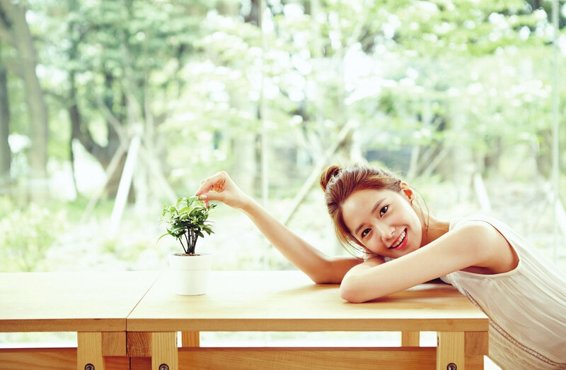 Yoona for Innisfree documents 8