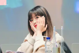 211210 Weki Meki Suyeon at 'I AM ME' Fansign