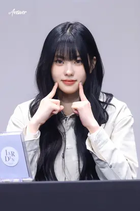 241229 izna Koko at Soundwave Fansign