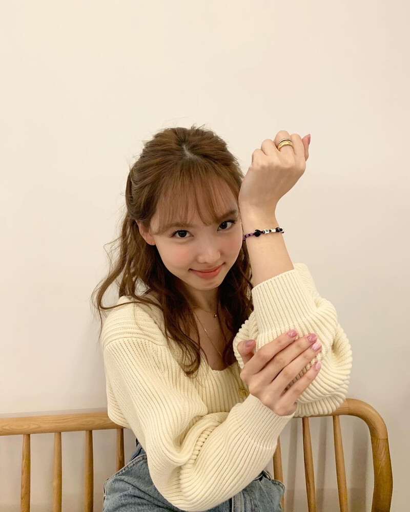 211002 TWICE Instagram Update - Nayeon documents 3