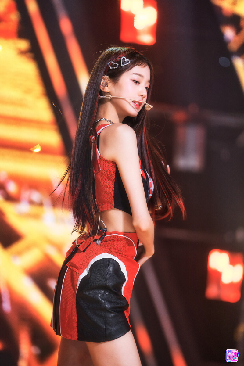 220918 IVE Wonyoung - 'After LIKE' at Inkigayo documents 17