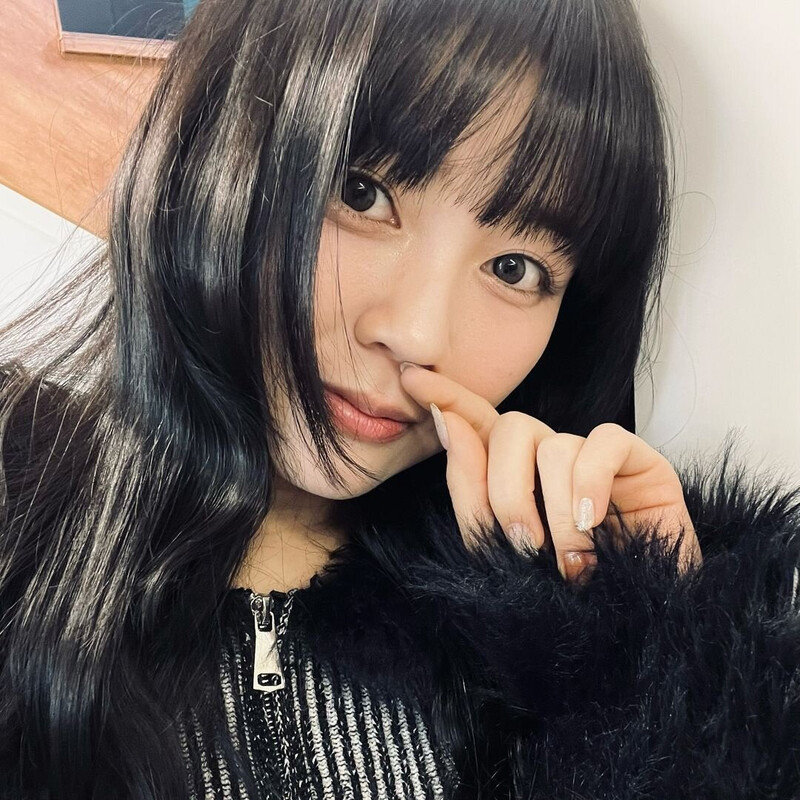 231223 - eite Instagram Update: YUISA documents 1