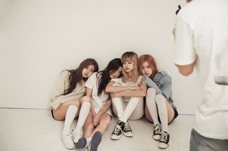 160901 BLACKPINK - Melon Photoshoot “BLACKPINK IN YOUR AREA” Behind the Scenes documents 1