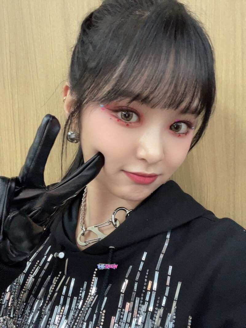 211214 EVERGLOW SNS Update documents 26