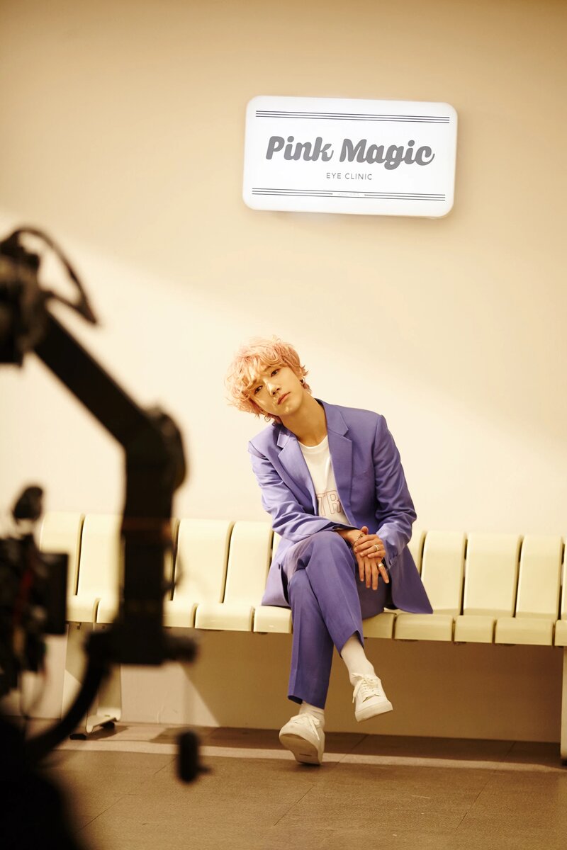 190618 SMTOWN Naver Update - Yesung's "Pink Magic" M/V Behind documents 10