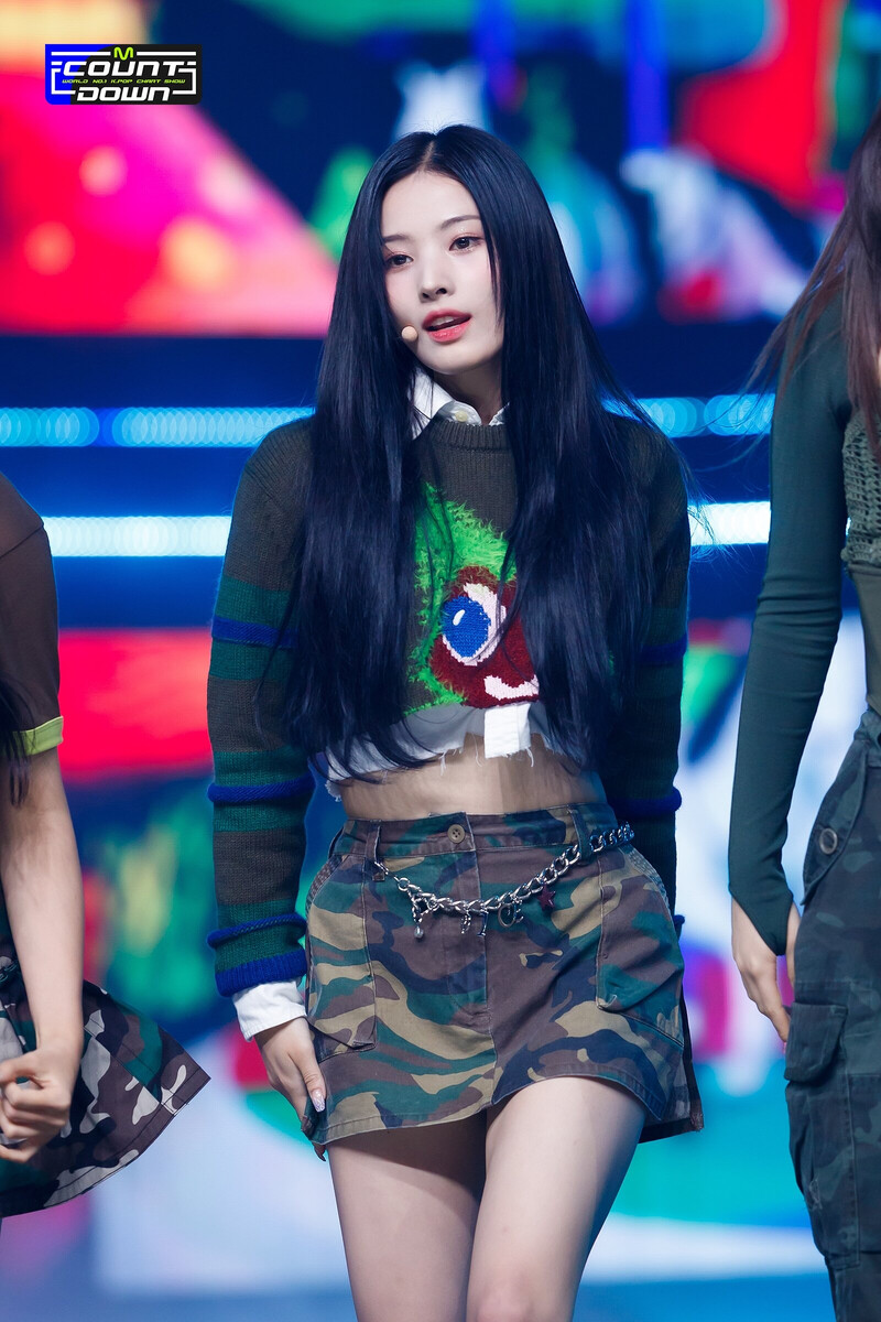 220929 NMIXX Jinni - 'DICE' at M COUNTDOWN documents 1