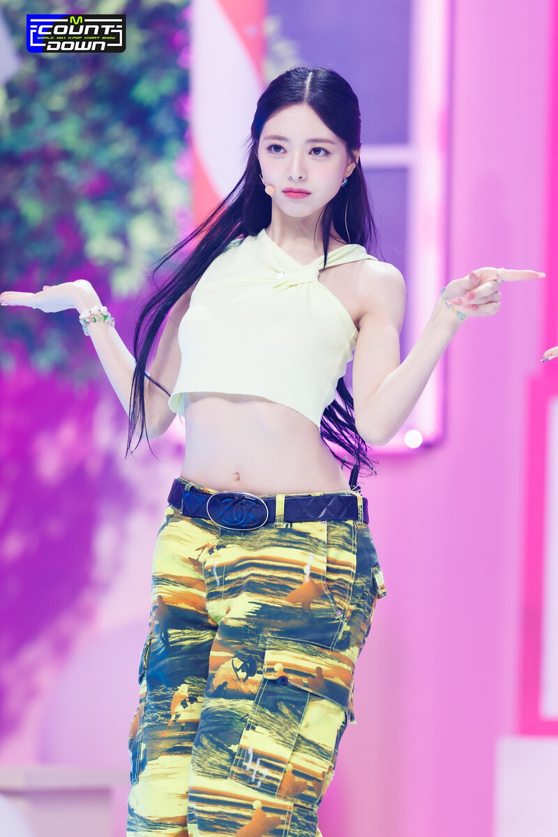 230803 - ITZY 'CAKE' at M COUNTDOWN documents 19