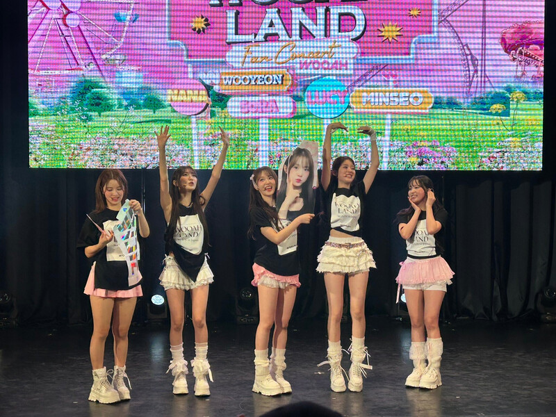 241110 WOOAH - at "2024 WOOAH Japan 2nd Concert 'WOOAH-LAND AGAIN' in Osaka, Japan" documents 2