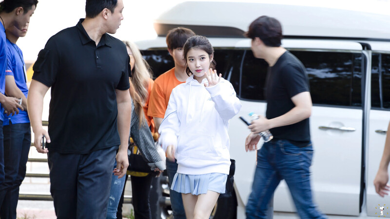 iu_snoopy-D4mAlCSUEAAM2Vr-20190420-06-44.jpg