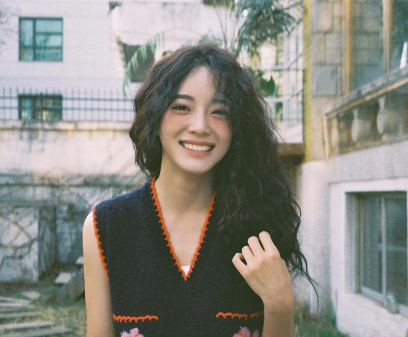210408 Sejeong Instagram Update documents 11