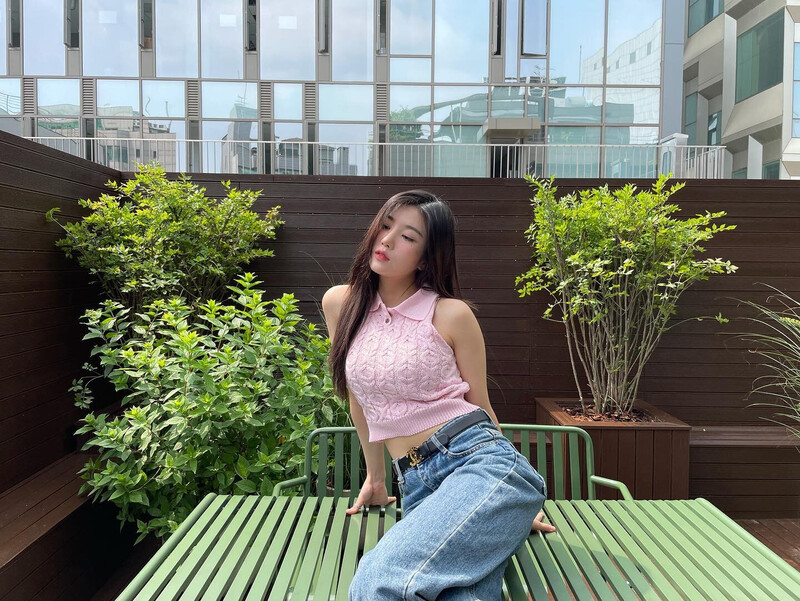 210625 Kwon Eunbi Instagram Update documents 2