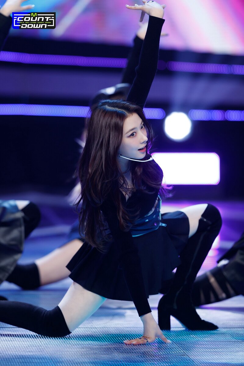 220303 Rocket Punch - 'CHIQUITA' at M Countdown documents 2