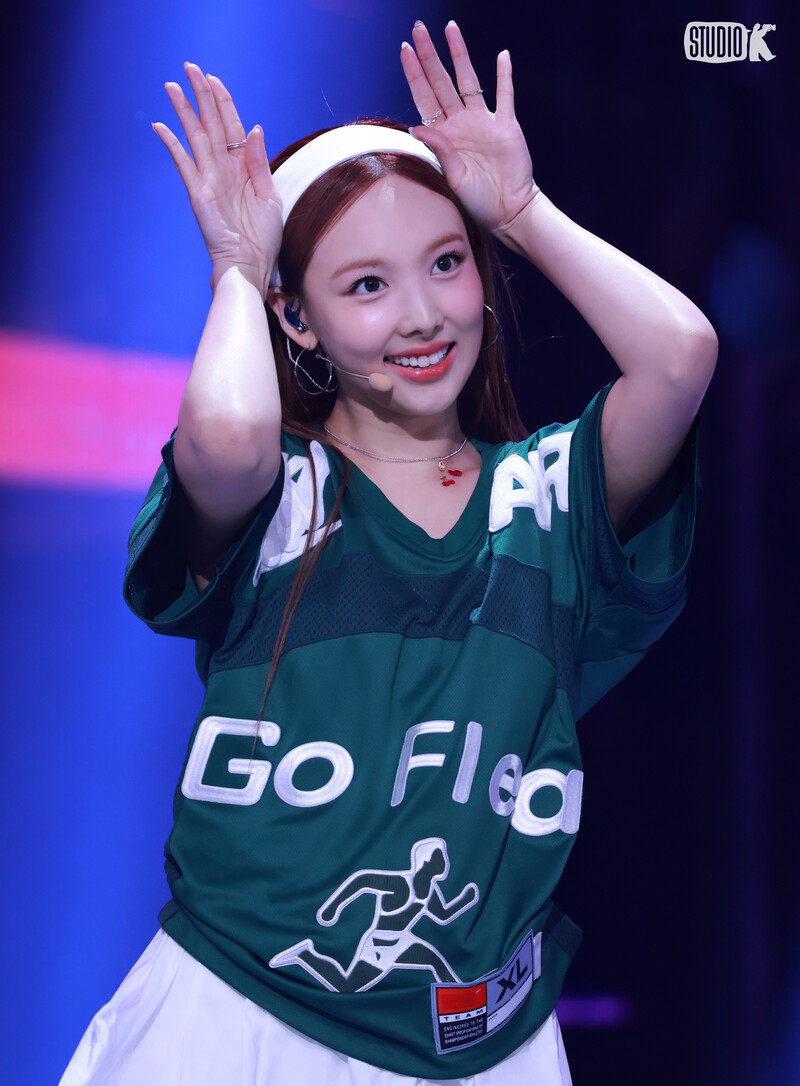 240621 TWICE Nayeon - 'ABCD' at Music Bank documents 3