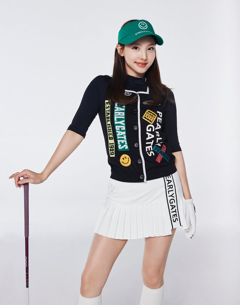 TWICE for Pearly Gates Golf 2022 SS Collection documents 5