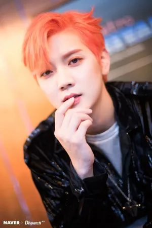 NU'EST Ren "LOVE ME" music video shooting by Naver x Dispatch