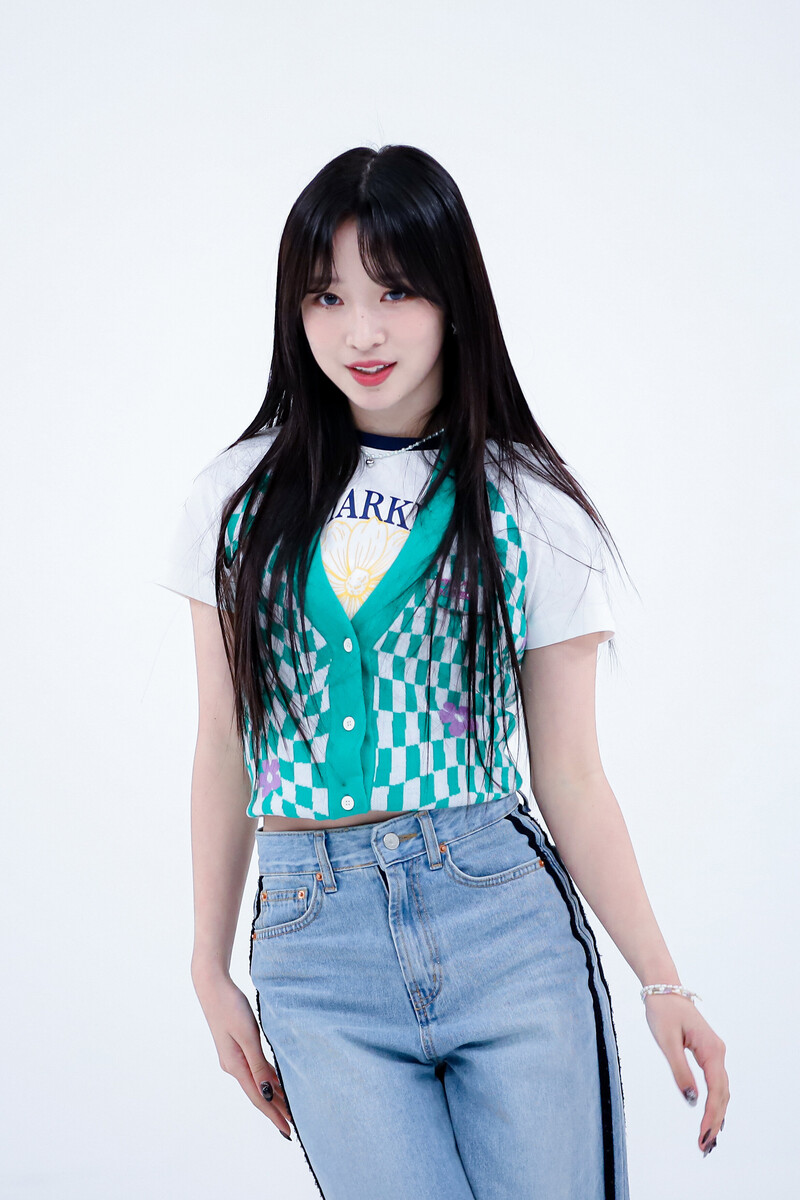 MBC Naver - Billlie at Weekly Idol documents 7