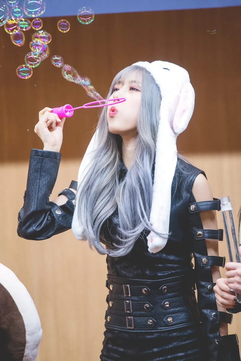 Yoohyeon209.jpg