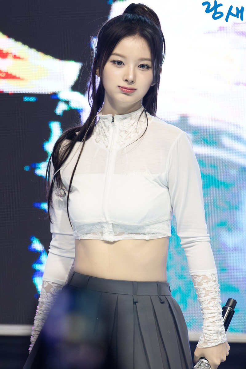 240527 NMIXX Sullyoon - Shinhan University Festival documents 5