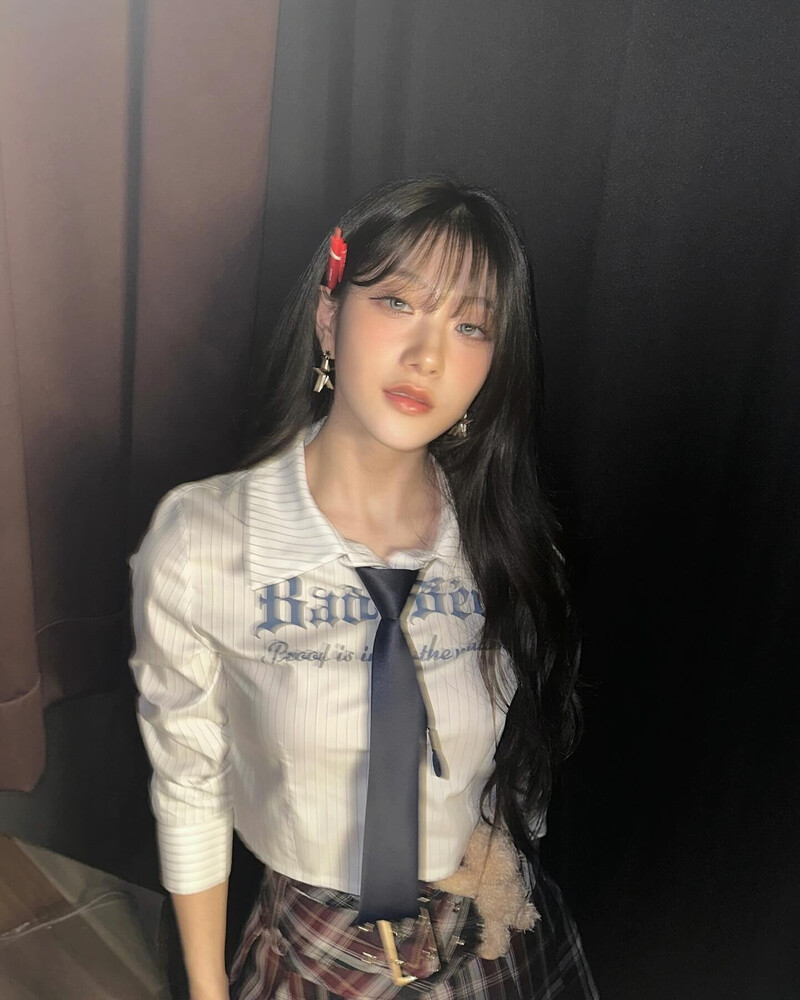 240901 fromis_9 Seoyeon Instagram Update documents 2