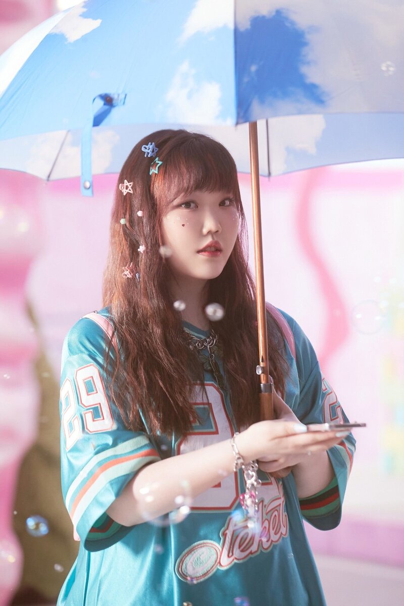 230821 AKMU 'Love Lee' MV Filming Site By Melon documents 10