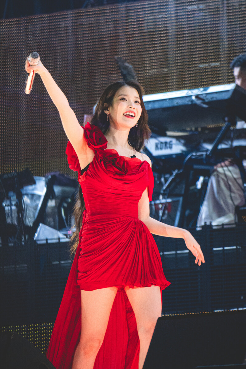 240921 IU - HEREH World Tour Concert Encore: The Winning in Seoul Day 1 documents 7