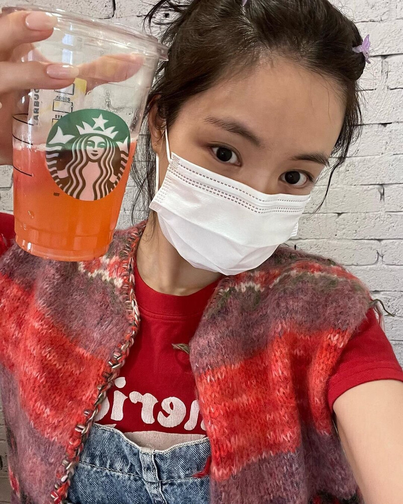 221002 EX-APINK Naeun Instagram Update documents 3