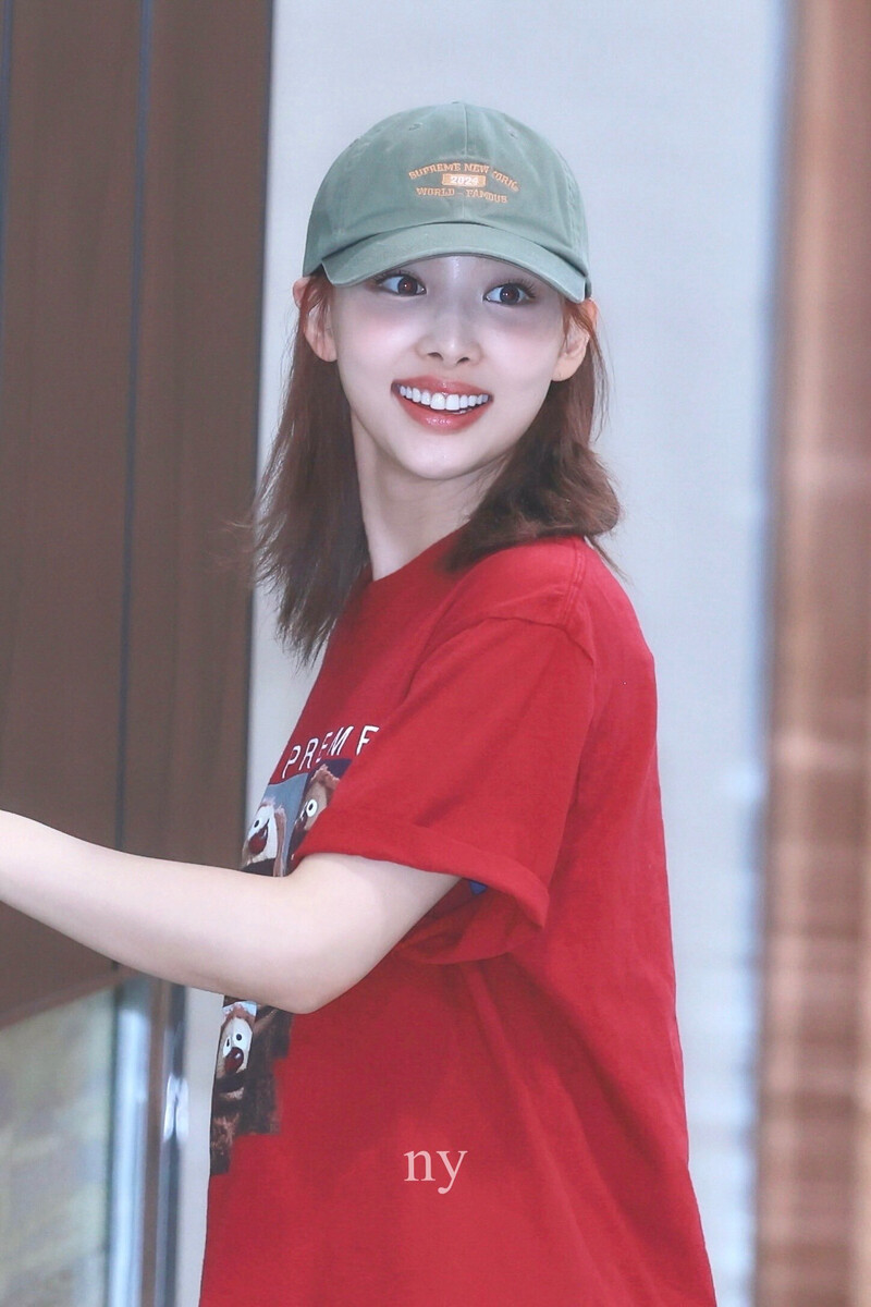 240618 TWICE Nayeon - Kiss The Radio documents 26