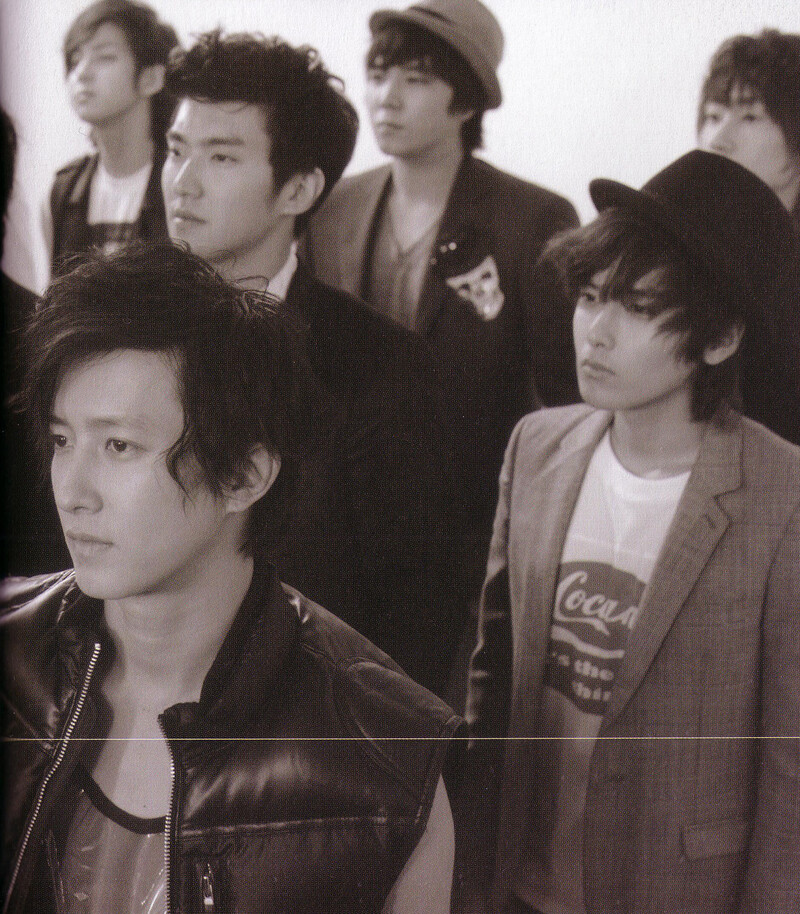 [SCANS] Super Junior - The 3rd Album 'Sorry Sorry' (A Version) documents 3