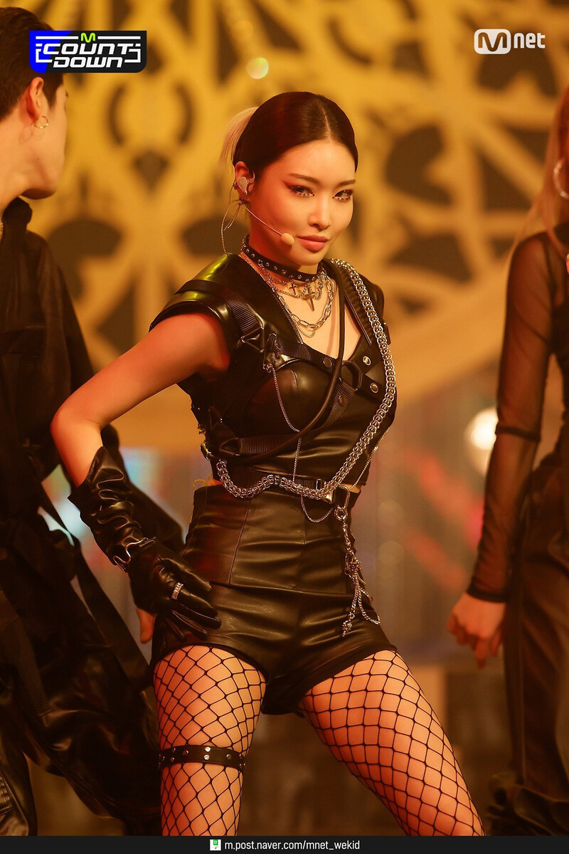 210218 CHUNG HA - 'Bicycle (바이시클)' at M COUNTDOWN documents 12