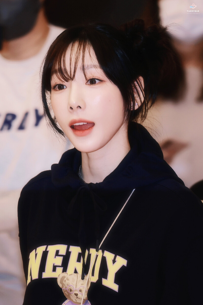 230209 Taeyeon documents 8