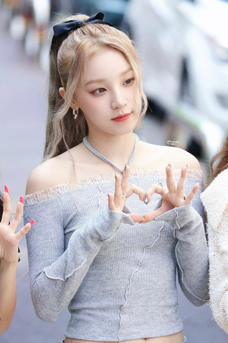 230516 (G)I-DLE Yuqi documents 3