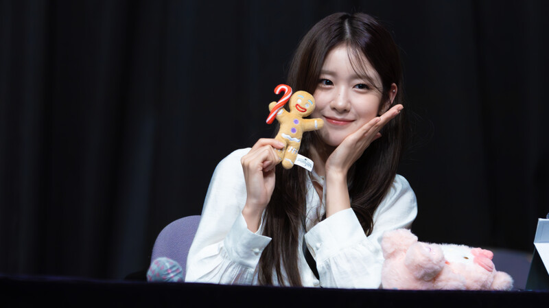 240928 WOOAH - WOOYEON at fansign event documents 9