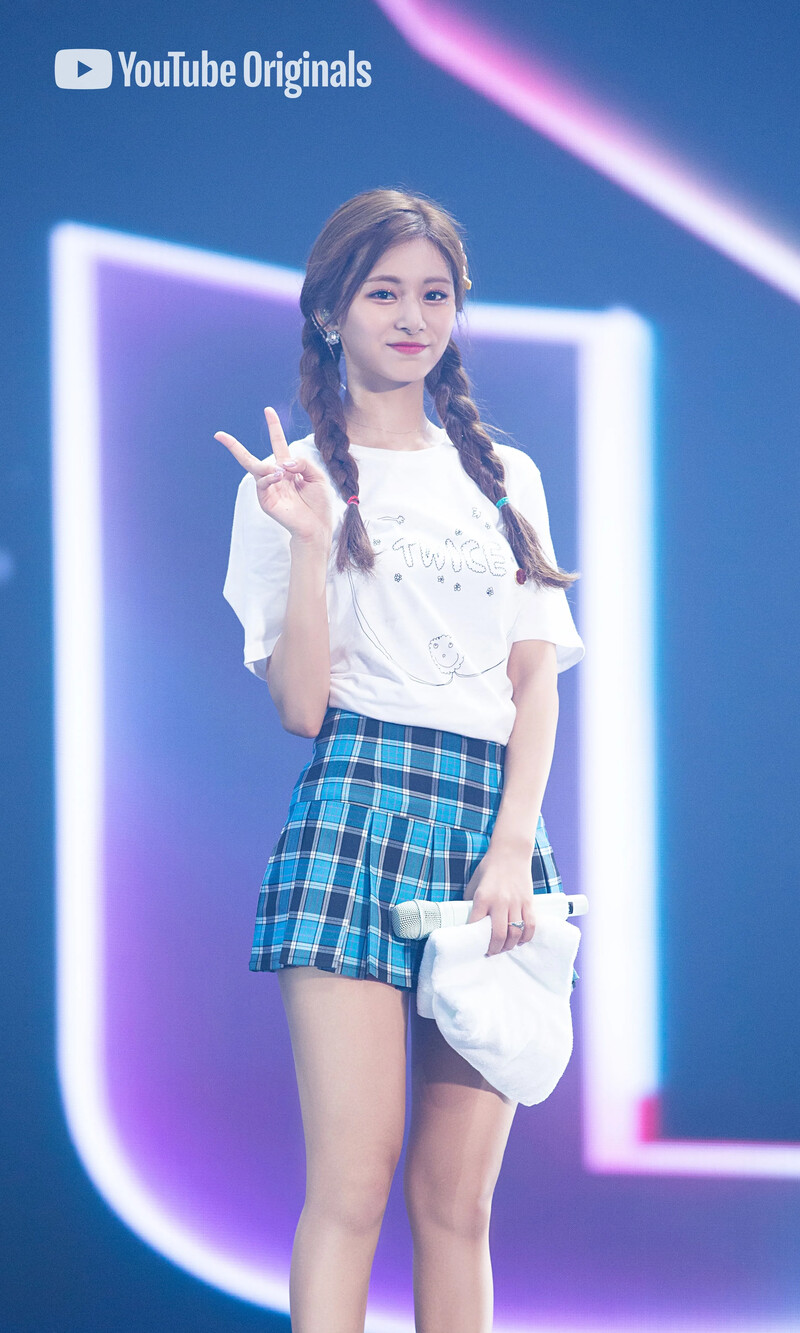 SeizetheLight_TZUYU.jpg