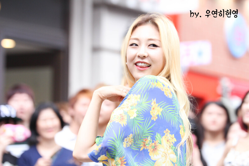 140807 Ladies' Code RiSe  at Myeongdong Guerrilla Concert documents 6