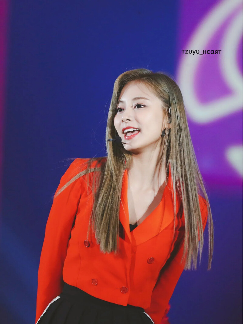 TZUYU_HEART0614-1165092829170765824-ECs9v0kU0AAVjaZ.jpg