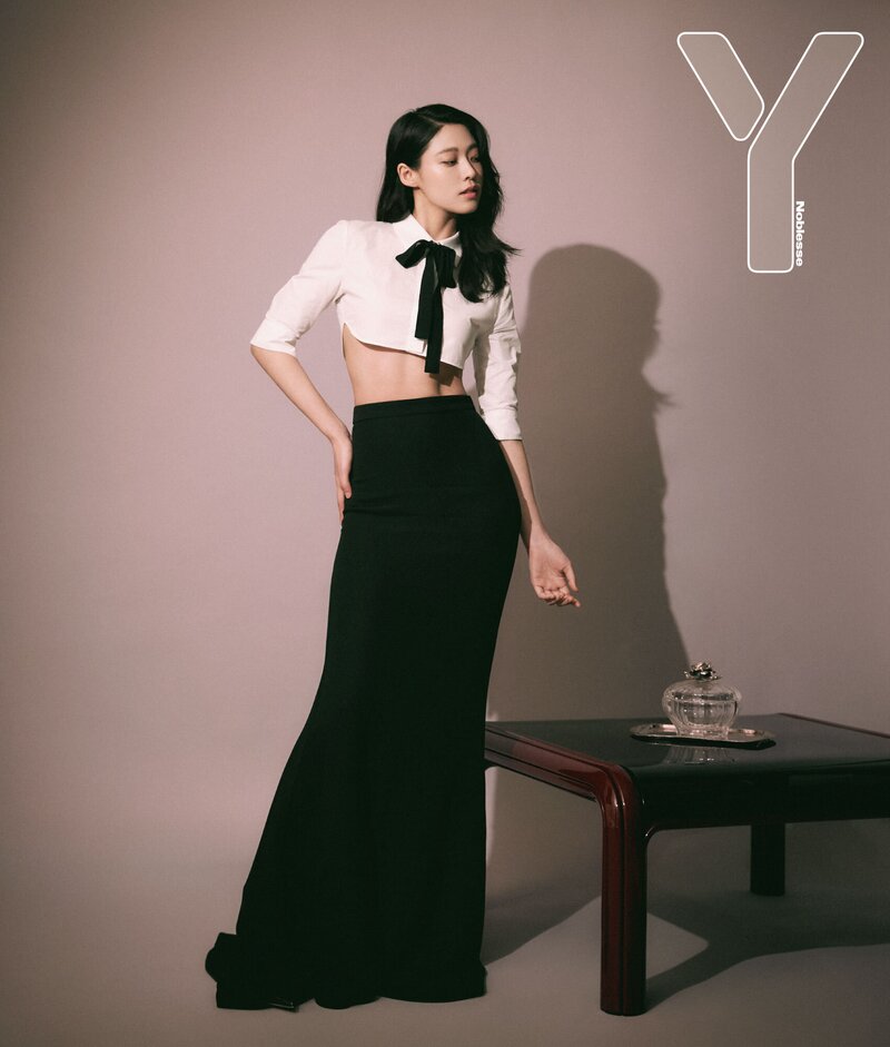 Seolhyun for Y Magazine Issue No.8 documents 2